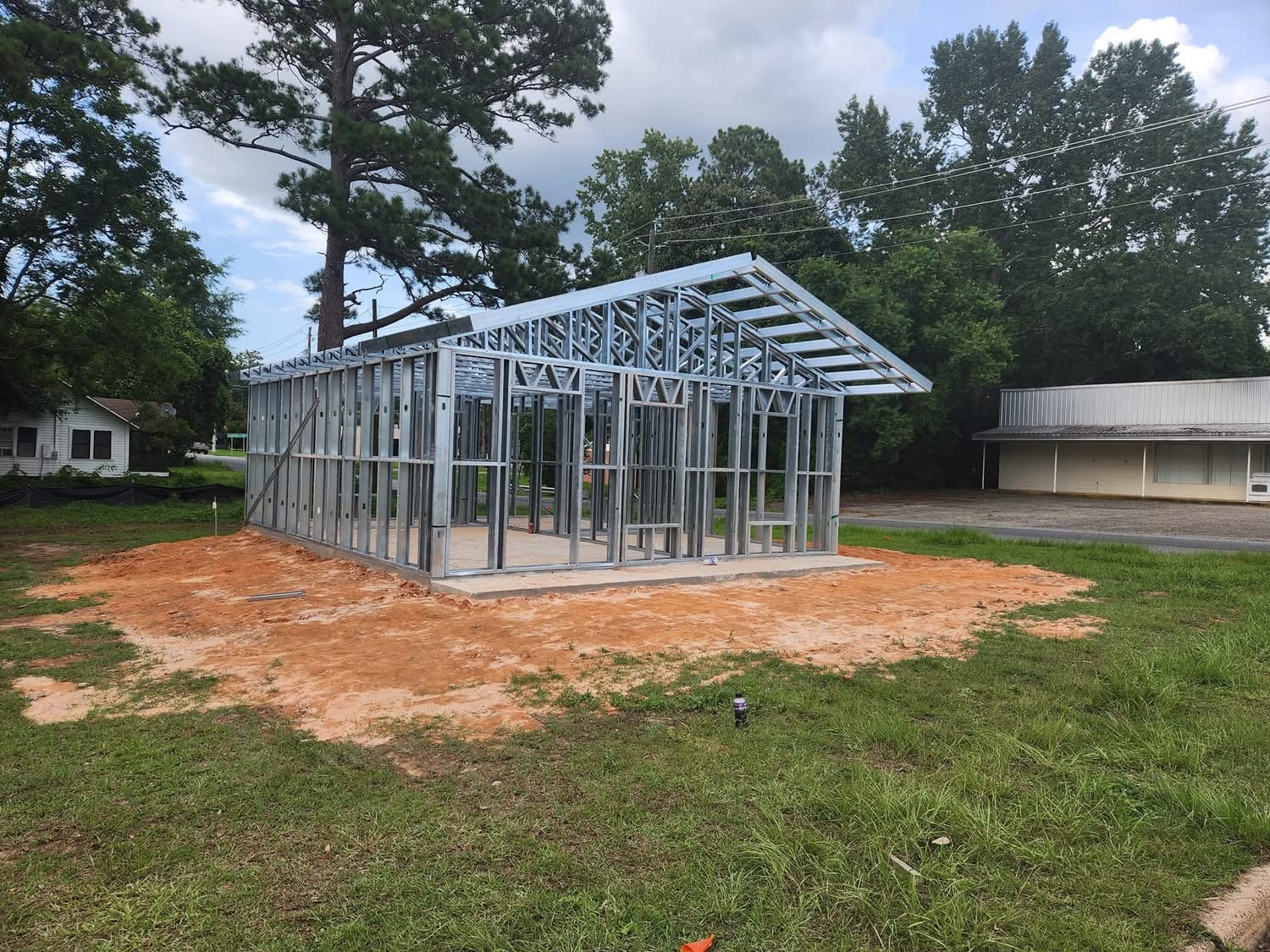 Steel barndominium frame with pitched roof in Indiana